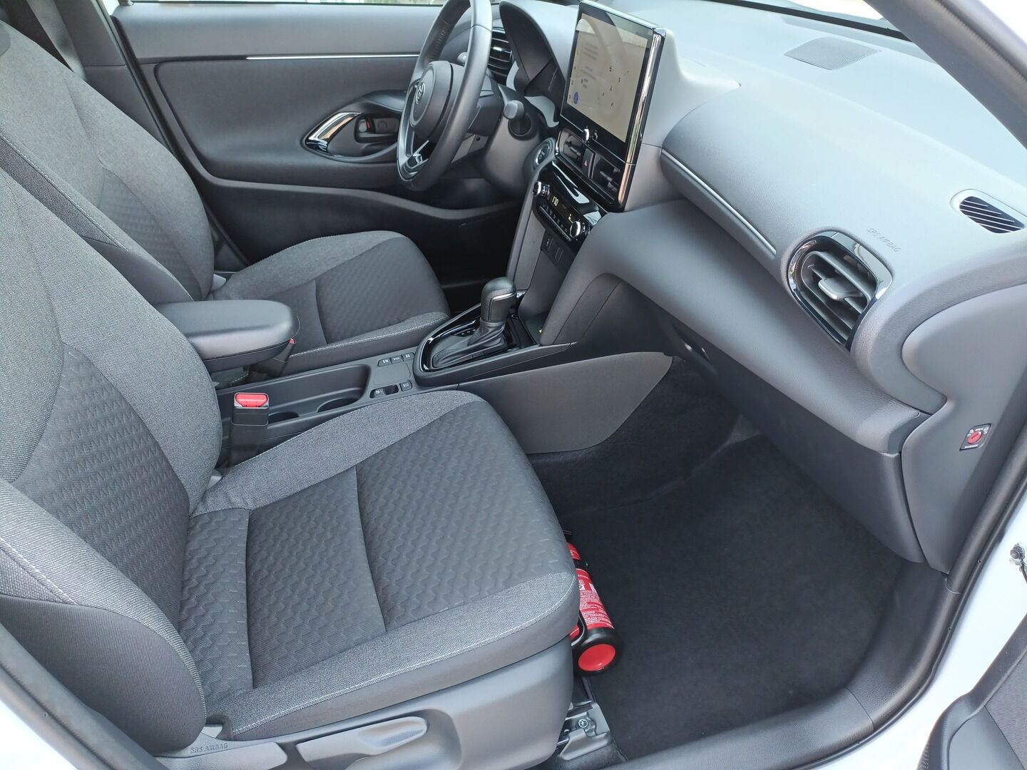 Toyota Yaris Cross - zdjęcie 12