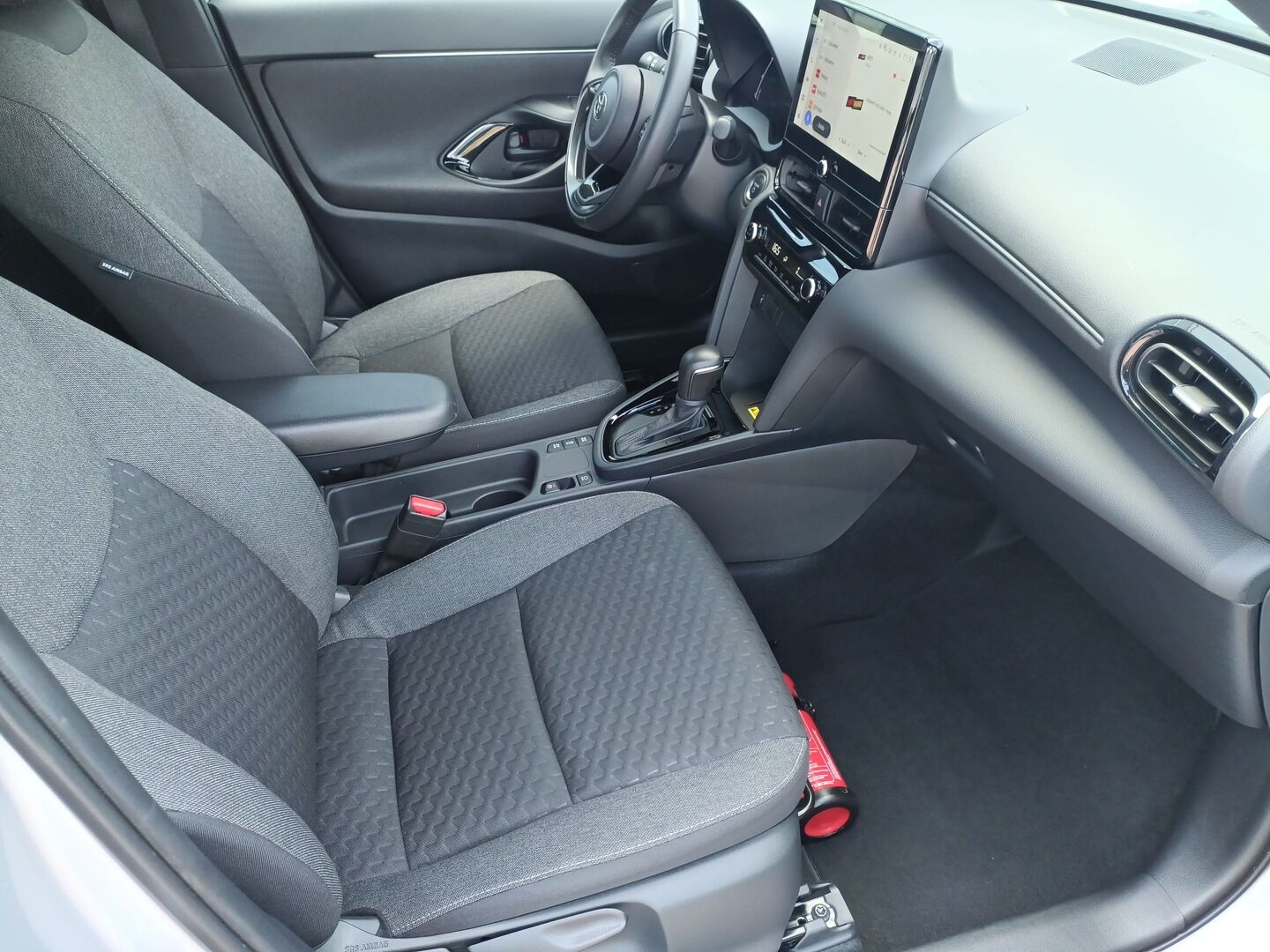 Toyota Yaris Cross - zdjęcie 12