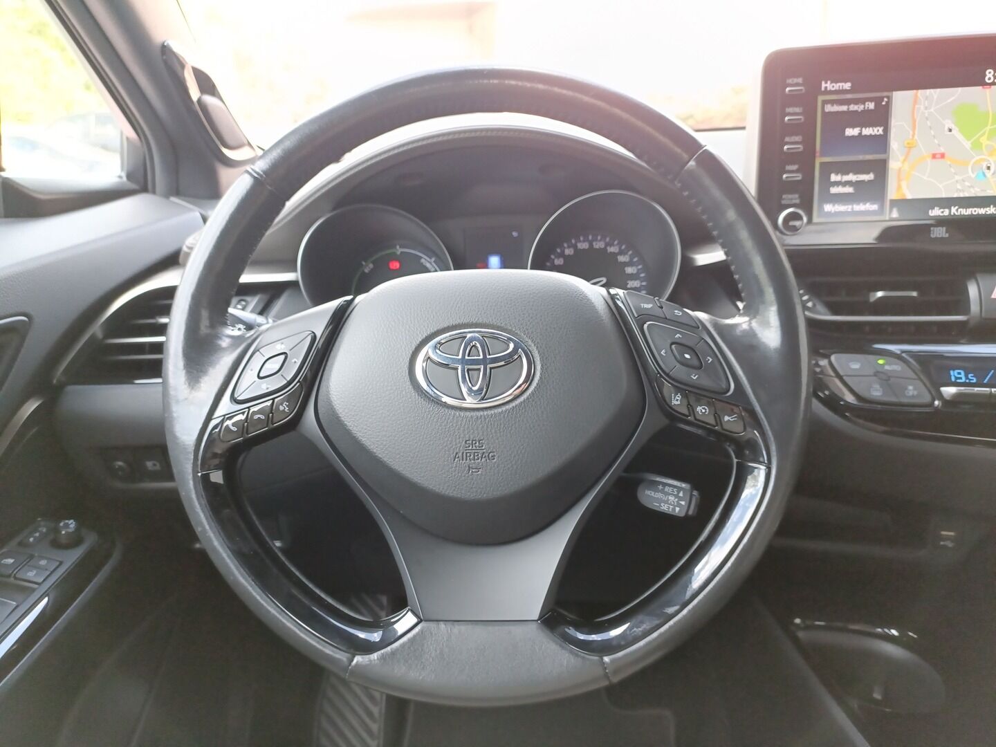 Toyota C-HR - zdjęcie 15