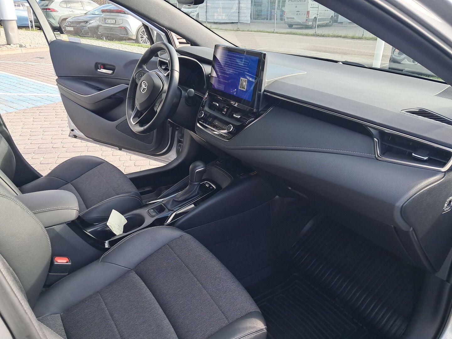 Toyota Corolla - zdjęcie 14