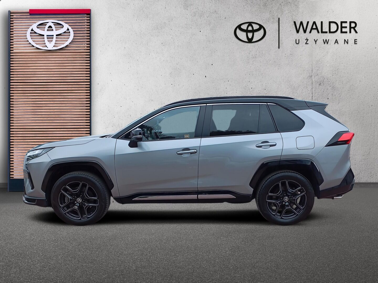 Toyota RAV4 - zdjęcie 2
