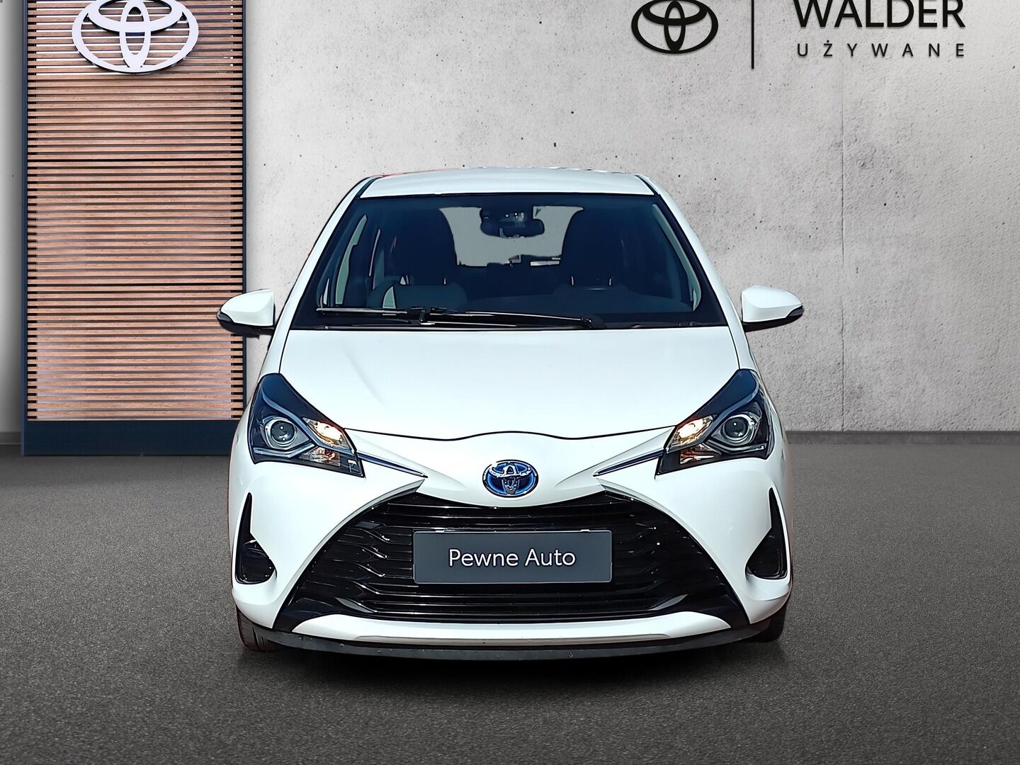 Toyota Yaris - zdjęcie 8