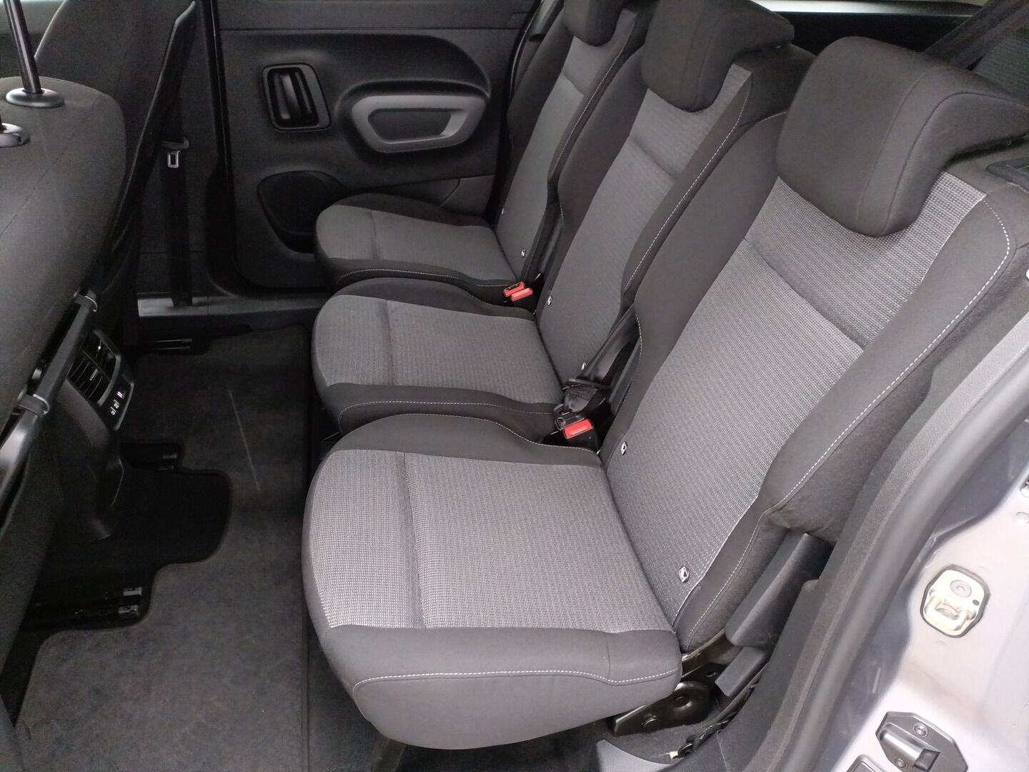 Toyota PROACE CITY VERSO - zdjęcie 10