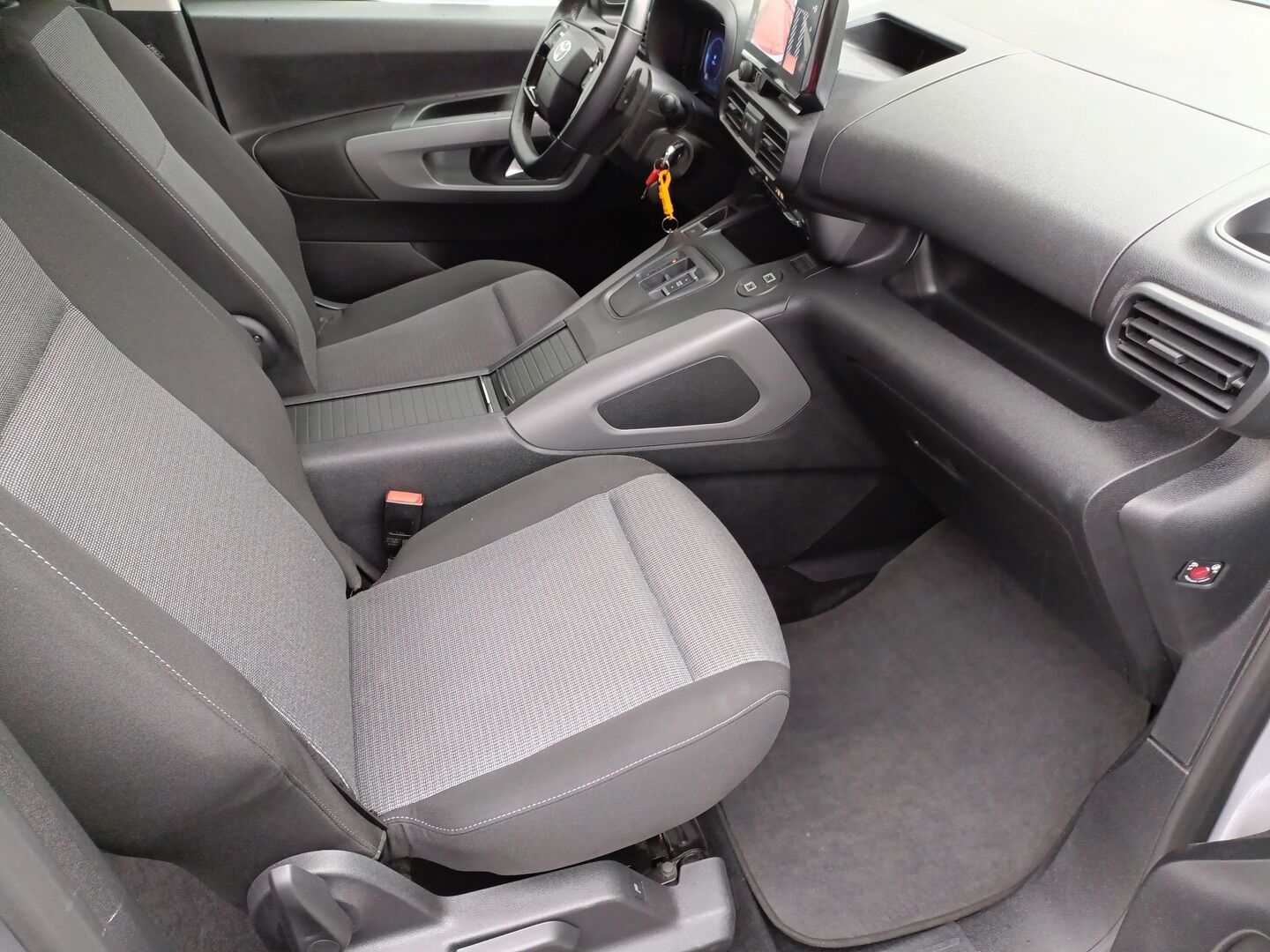 Toyota PROACE CITY VERSO - zdjęcie 11