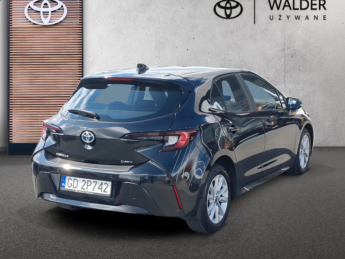 Toyota Corolla - zdjęcie 8