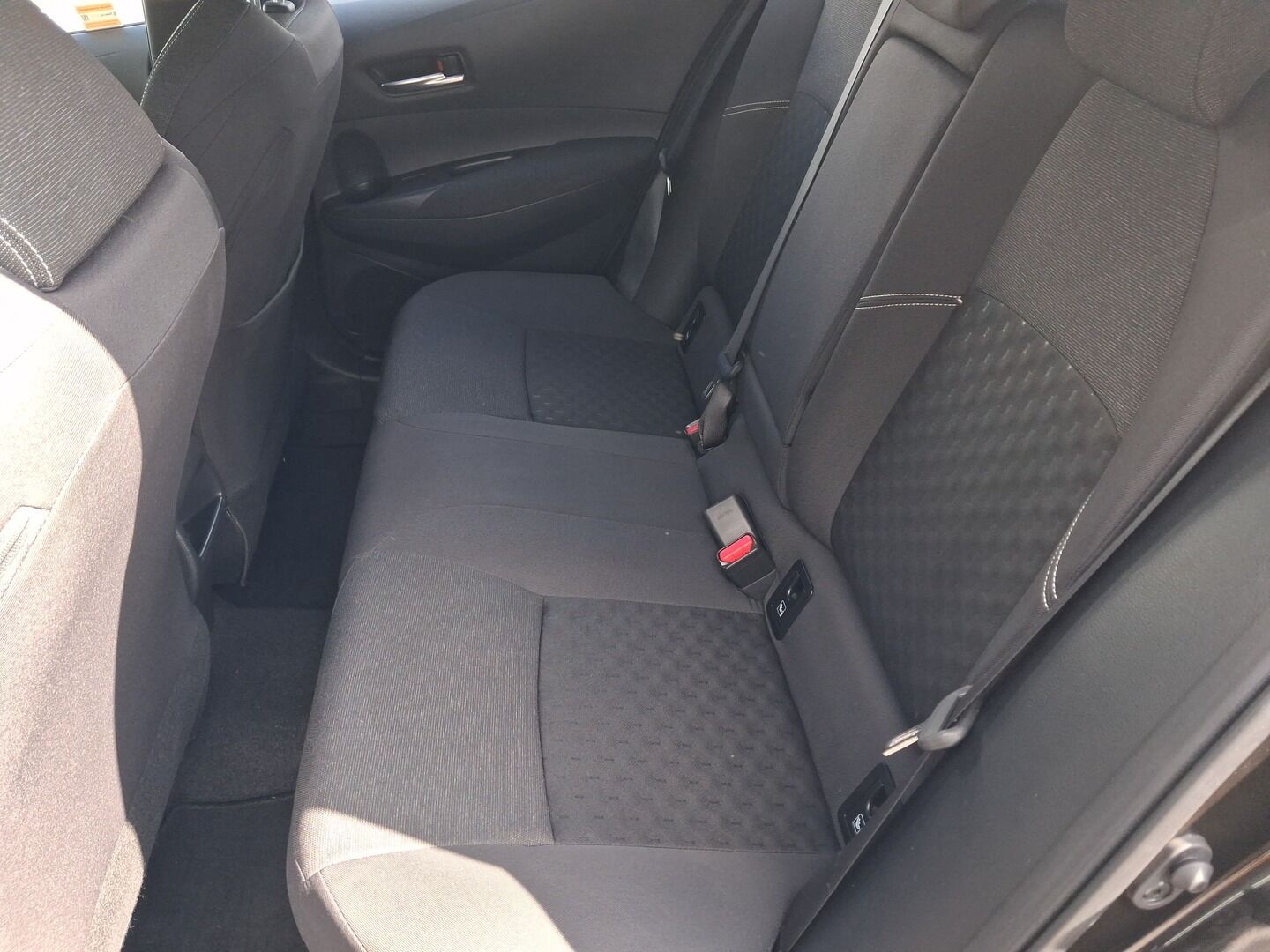 Toyota Corolla - zdjęcie 10