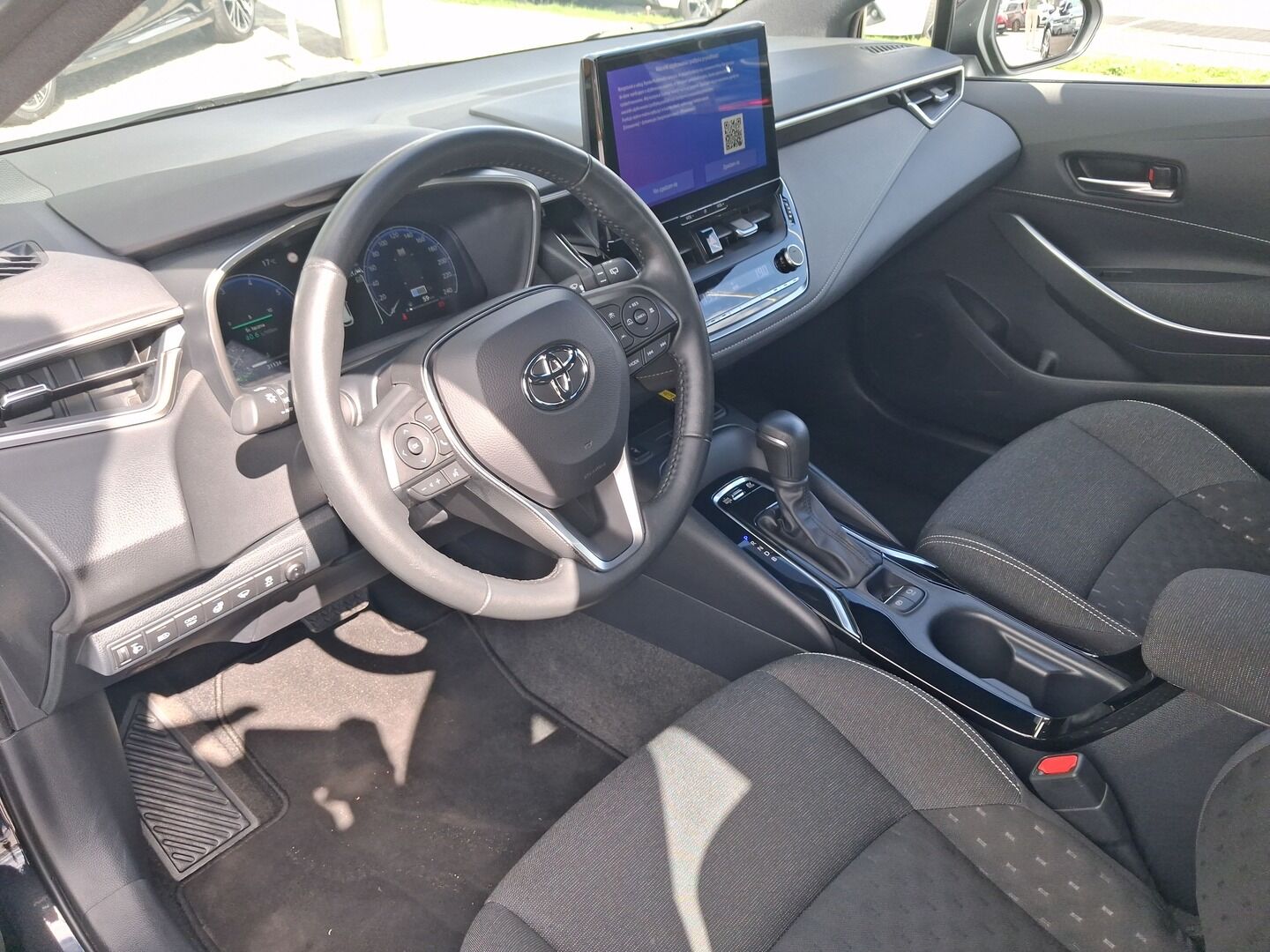 Toyota Corolla - zdjęcie 14