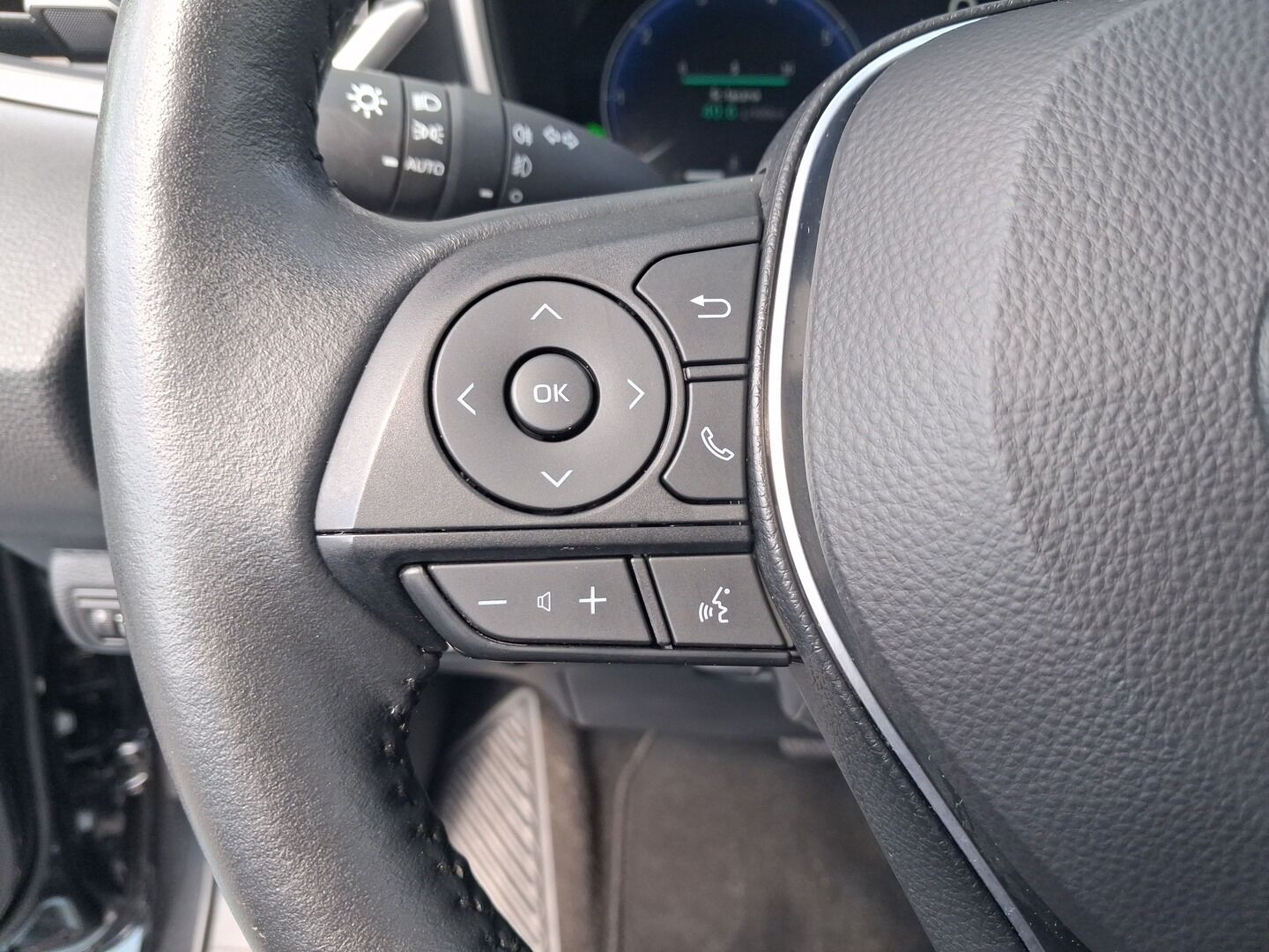 Toyota Corolla - zdjęcie 20