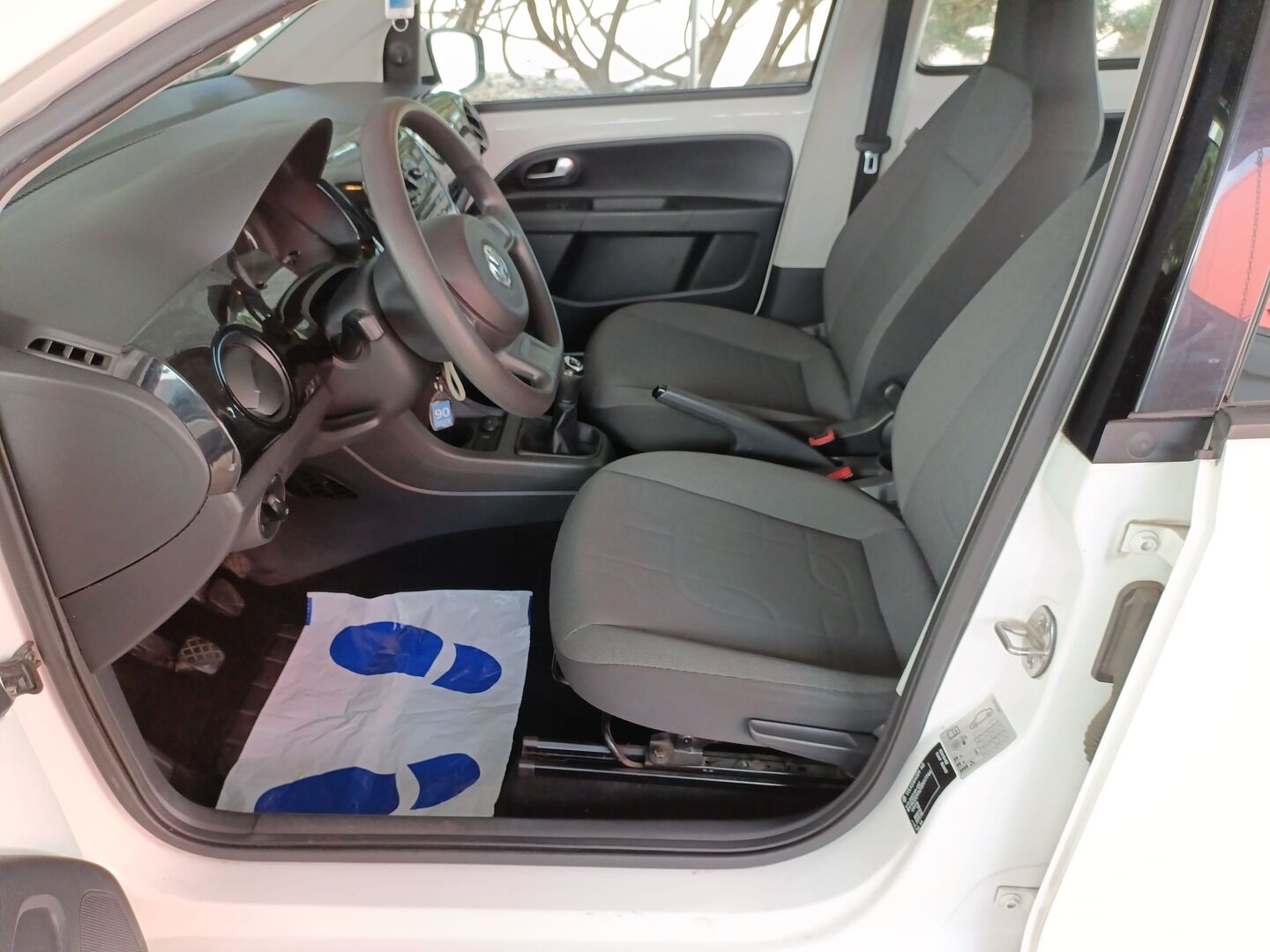 Volkswagen up! - zdjęcie 9