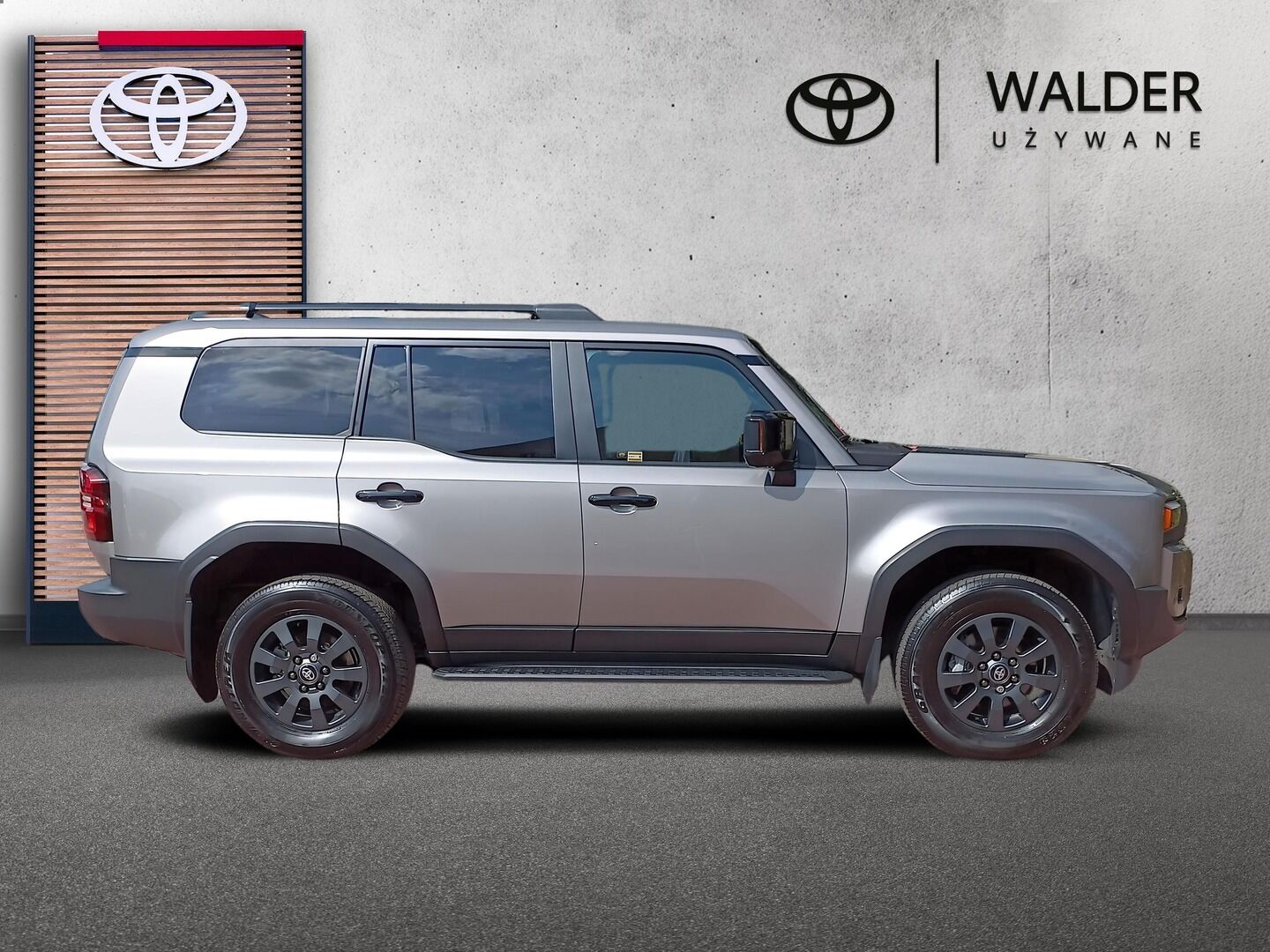 Toyota Land Cruiser - zdjęcie 6