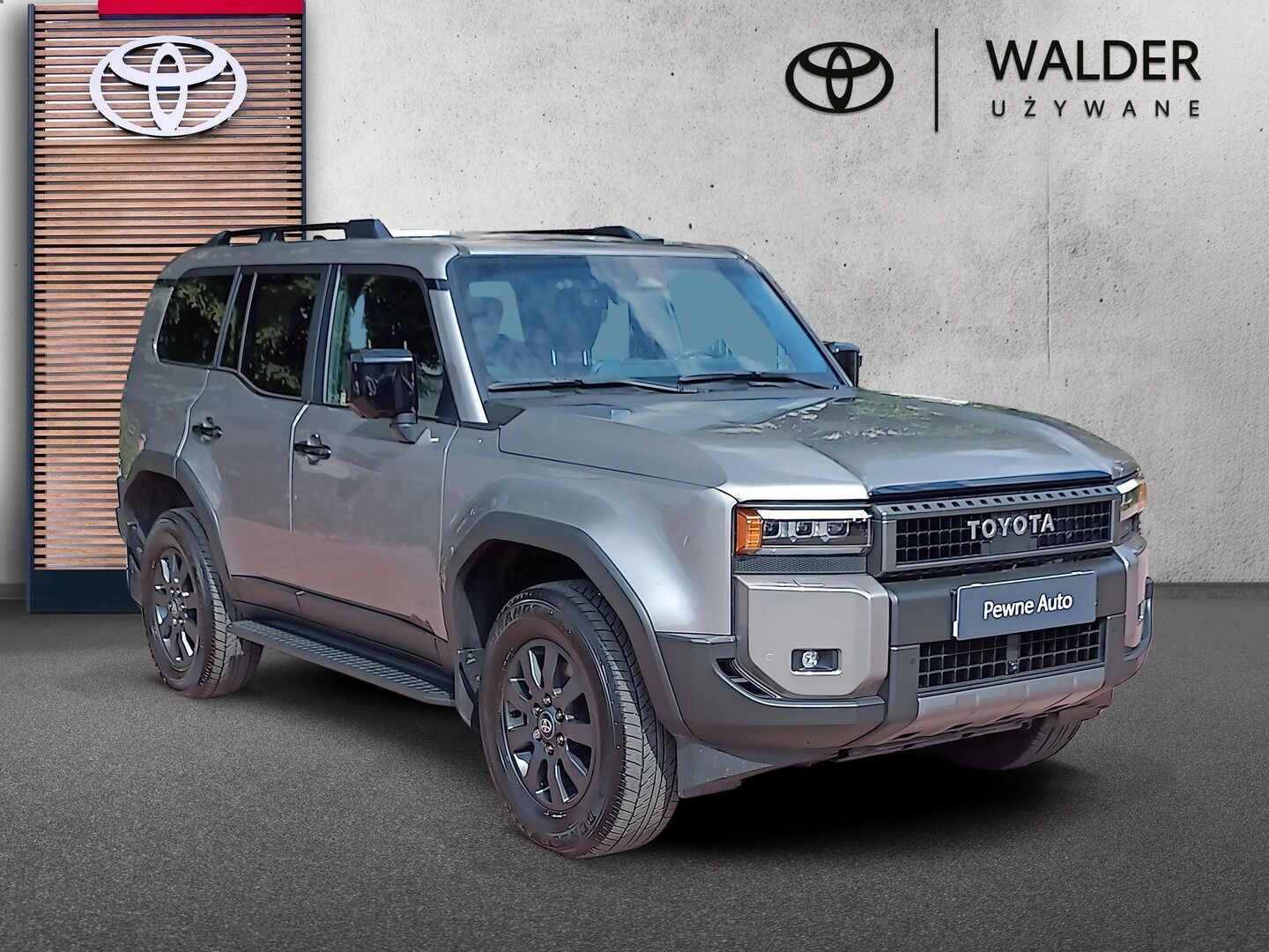 Toyota Land Cruiser - zdjęcie 7