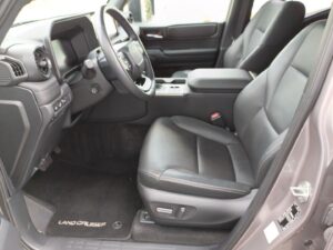Toyota Land Cruiser - miniatura 9
