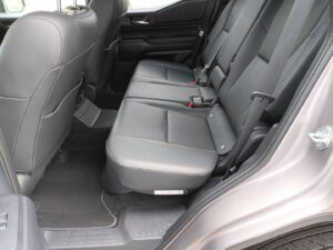Toyota Land Cruiser - miniatura 10