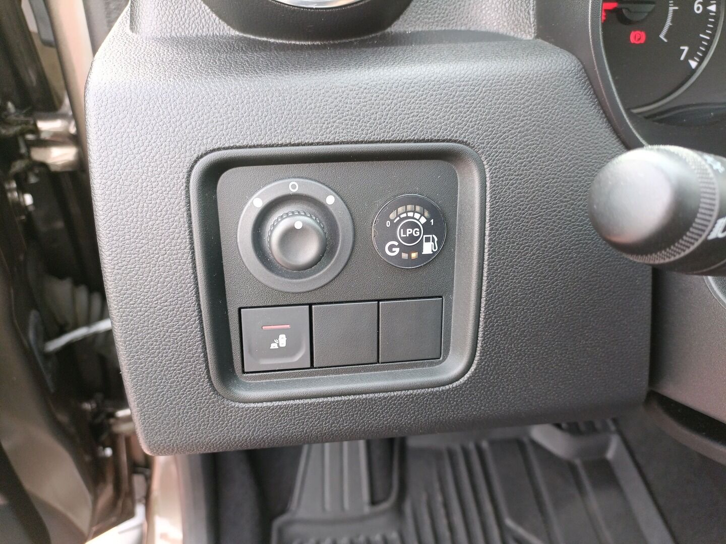 Dacia Duster - zdjęcie 20