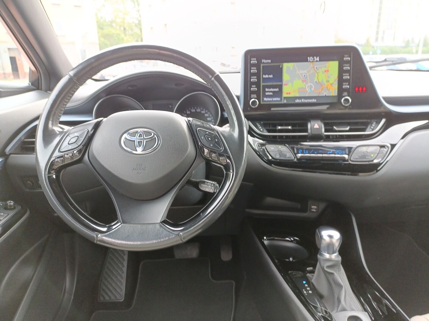 Toyota C-HR - zdjęcie 14