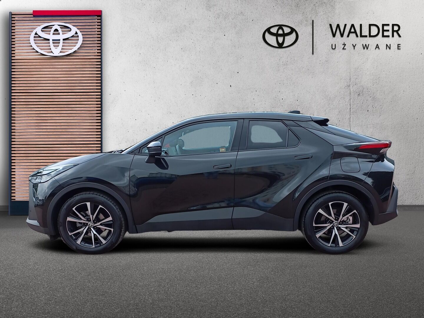 Toyota C-HR - zdjęcie 2
