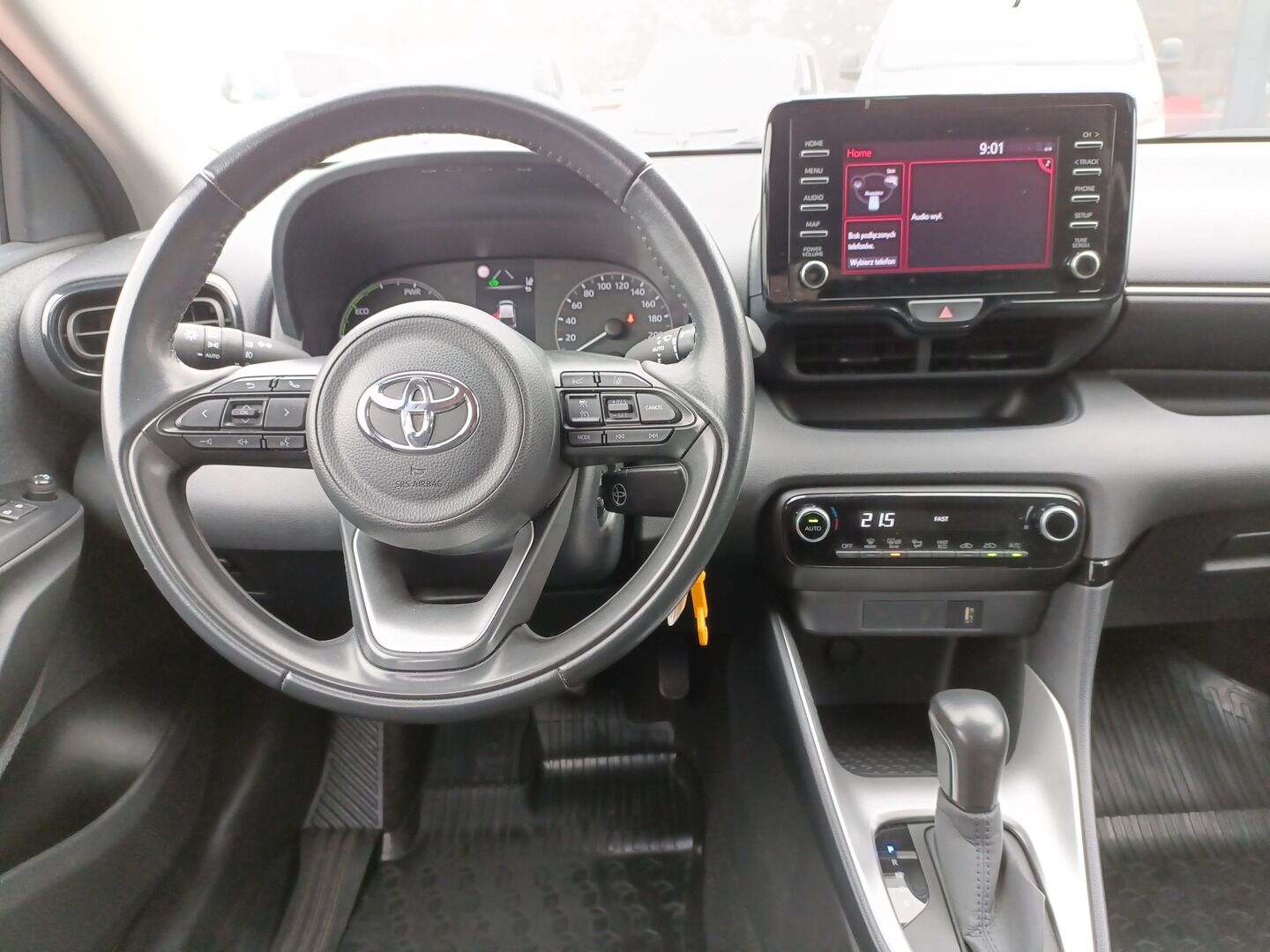 Toyota Yaris - zdjęcie 14