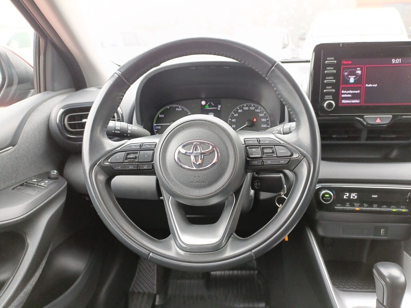 Toyota Yaris - zdjęcie 15