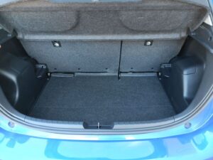 Toyota Yaris - miniatura 18