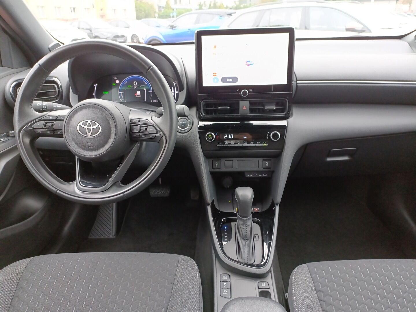 Toyota Yaris Cross - zdjęcie 9