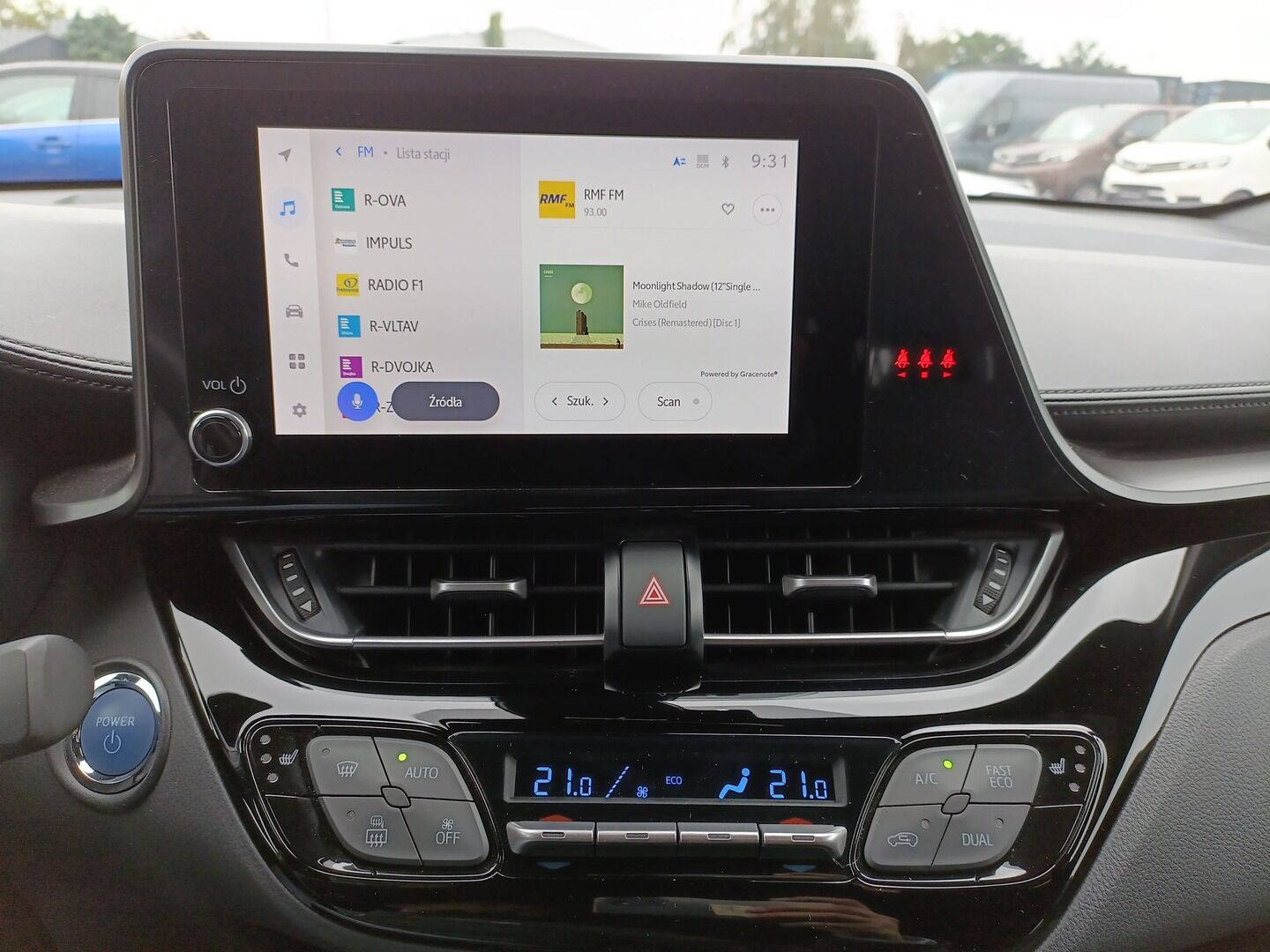Toyota C-HR - zdjęcie 17
