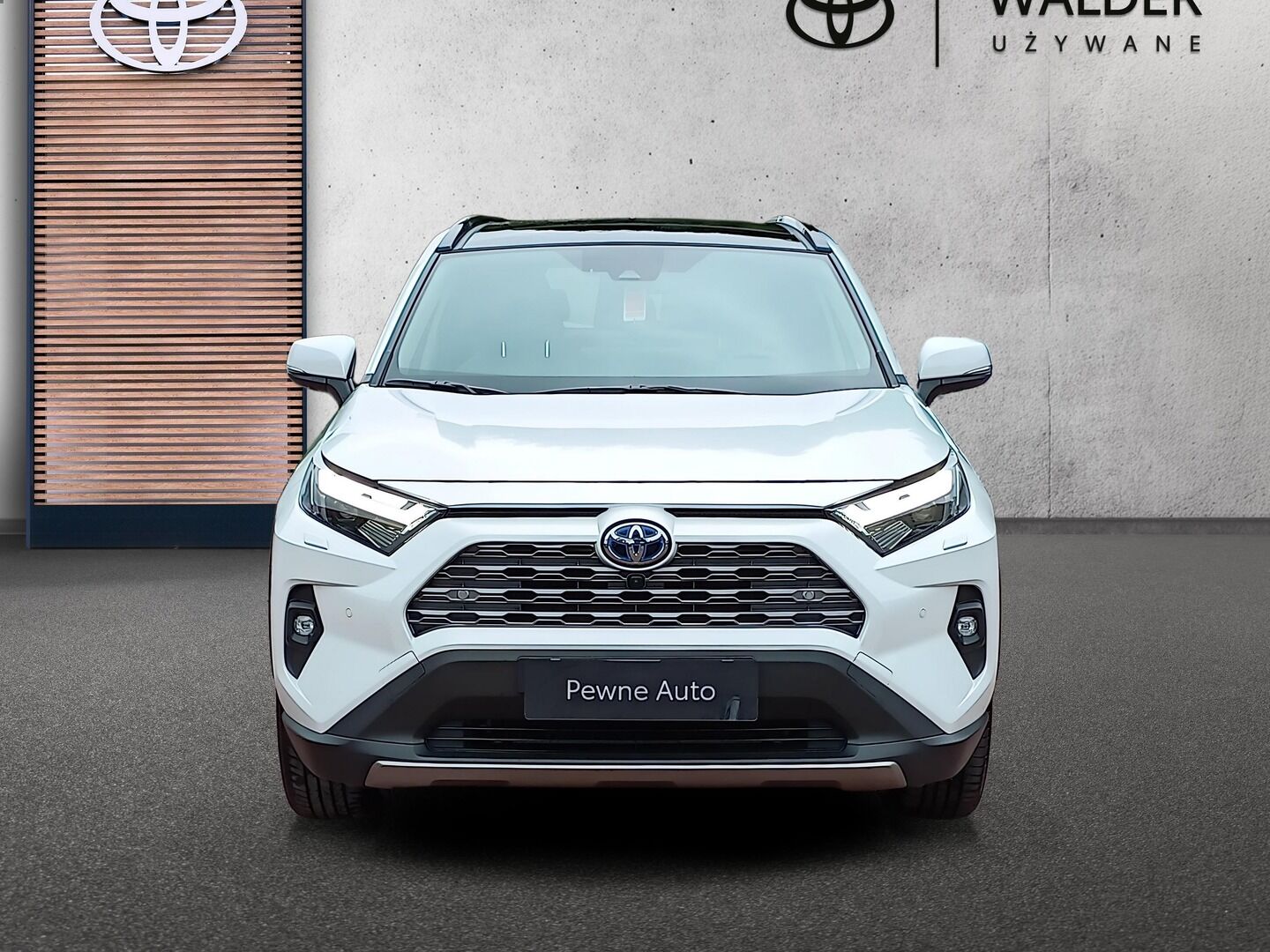 Toyota RAV4 - zdjęcie 8
