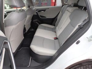Toyota RAV4 - miniatura 10