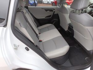 Toyota RAV4 - miniatura 12