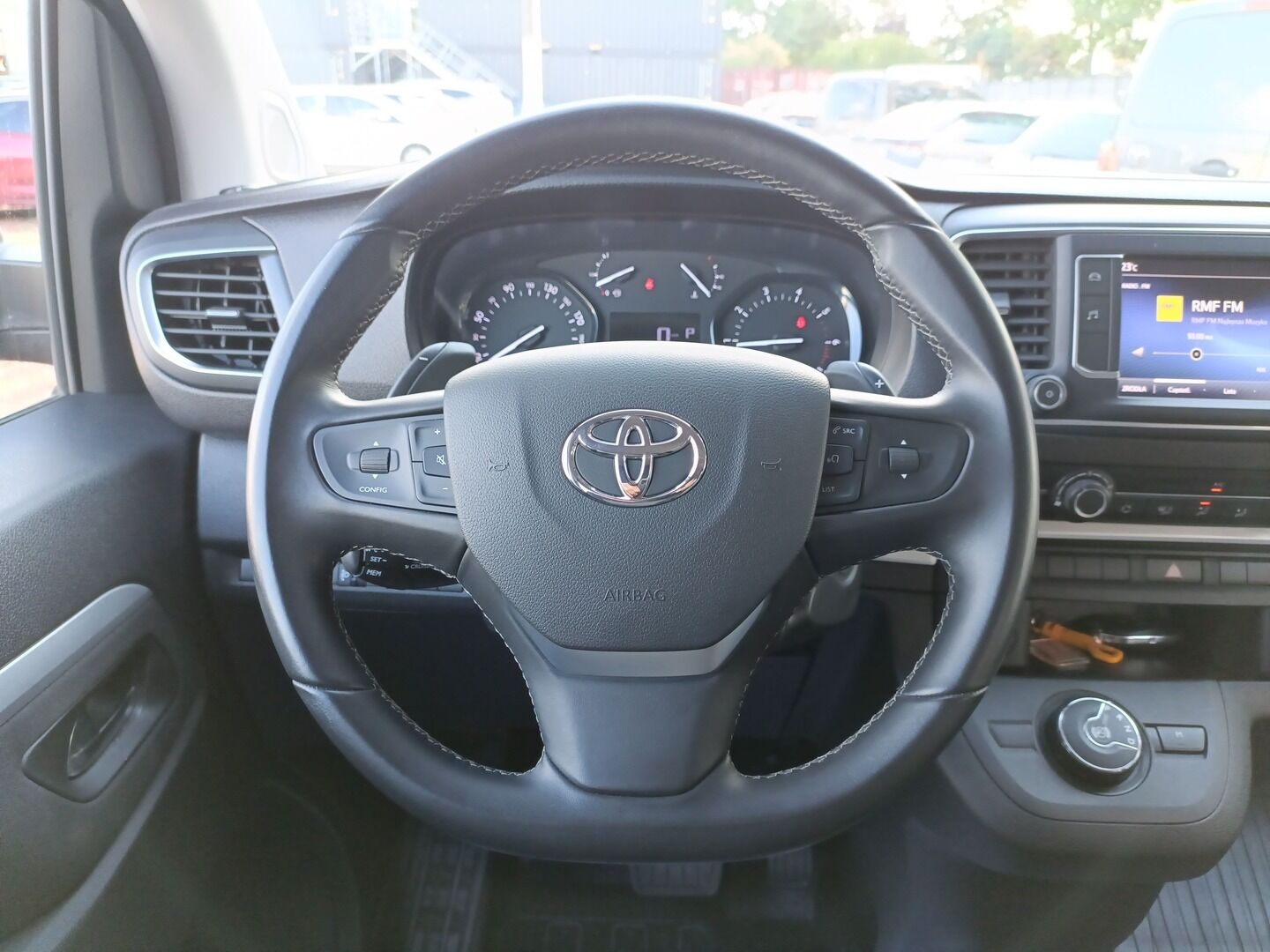 Toyota PROACE VERSO - zdjęcie 15