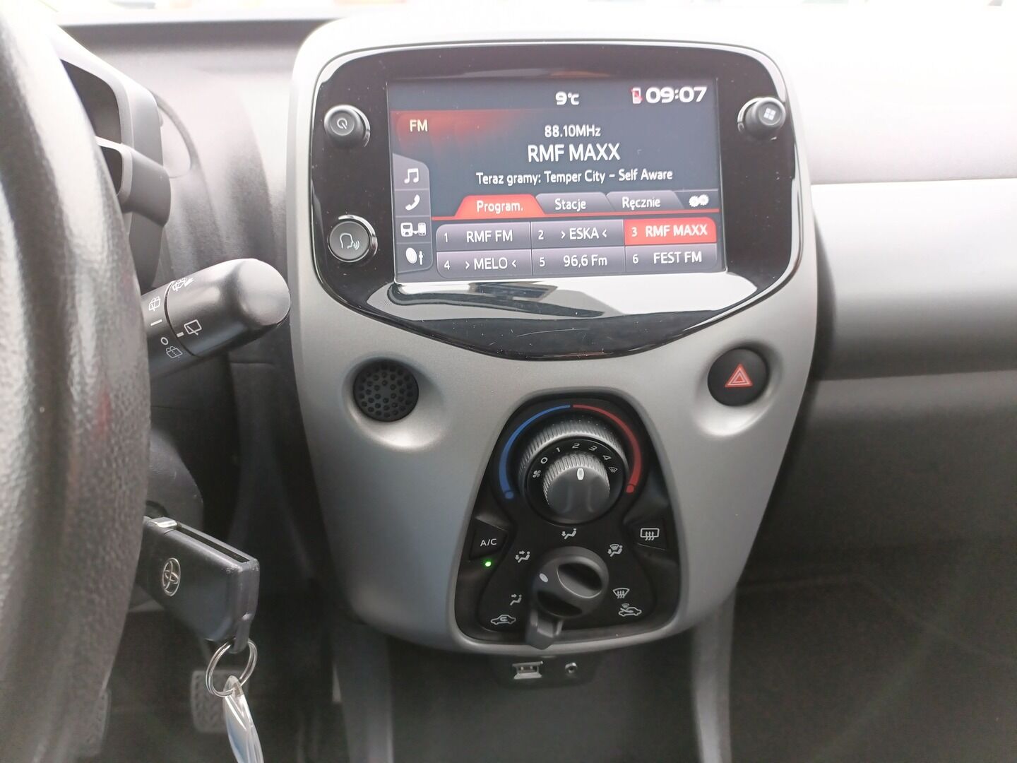 Toyota Aygo - zdjęcie 17