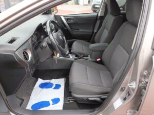 Toyota Auris - miniatura 9