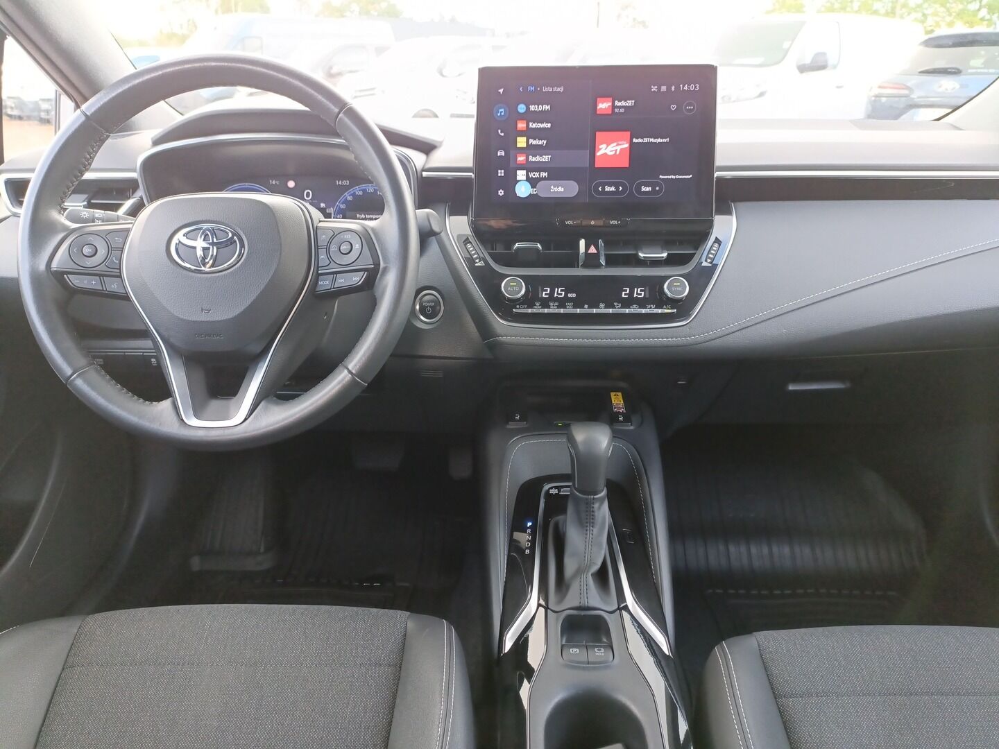 Toyota Corolla - zdjęcie 13