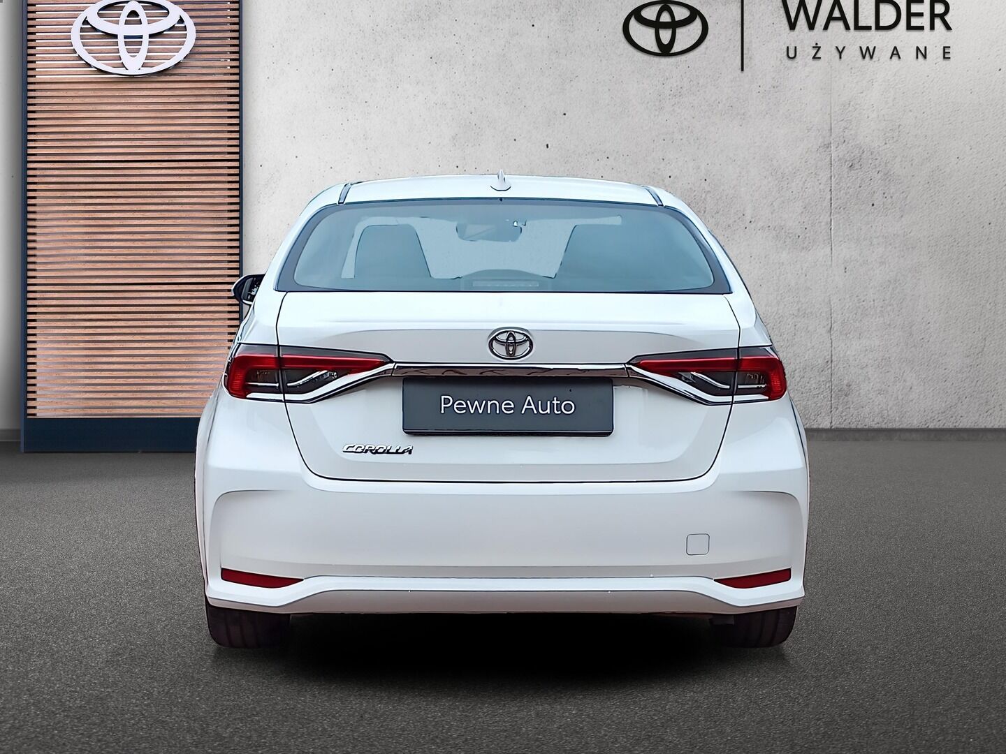 Toyota Corolla - zdjęcie 4