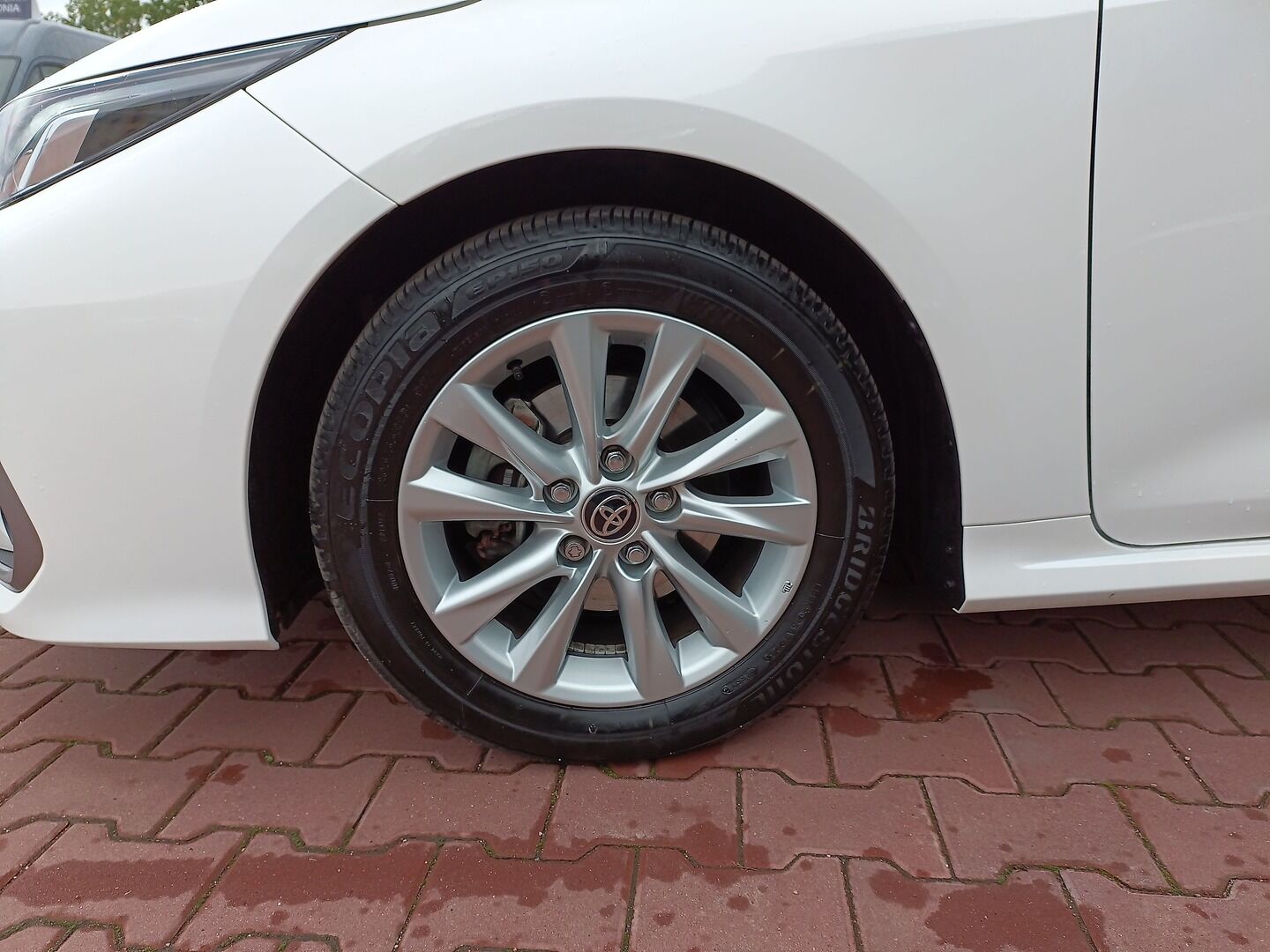 Toyota Corolla - zdjęcie 19