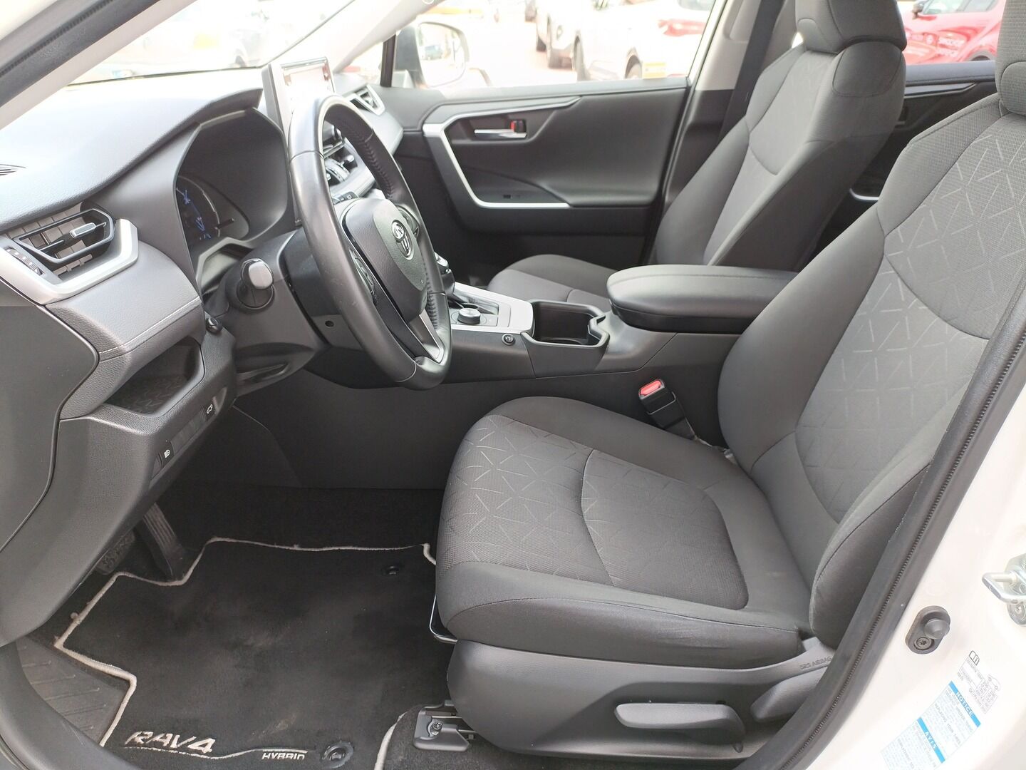 Toyota RAV4 - zdjęcie 10