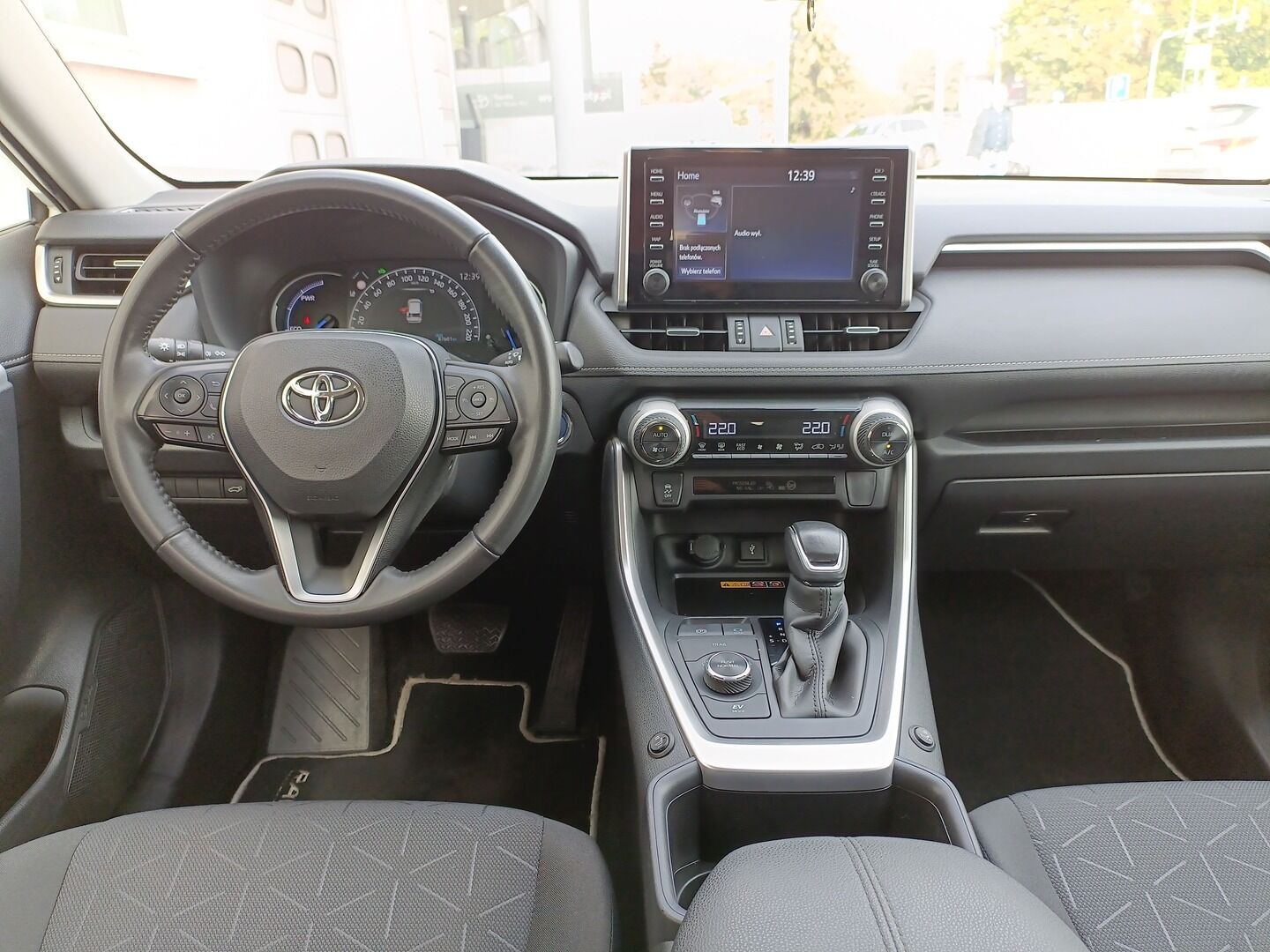 Toyota RAV4 - zdjęcie 9