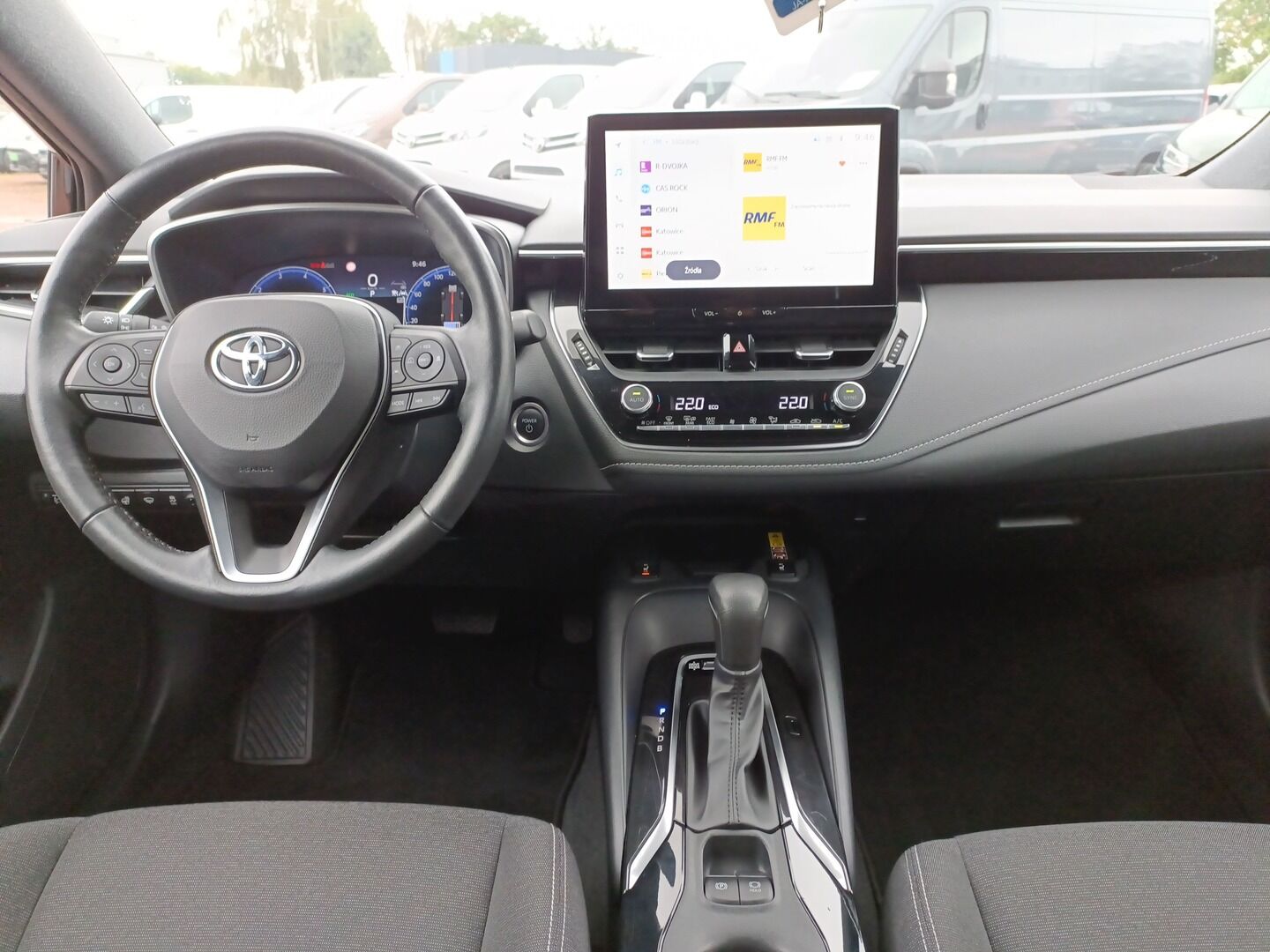 Toyota Corolla - zdjęcie 13
