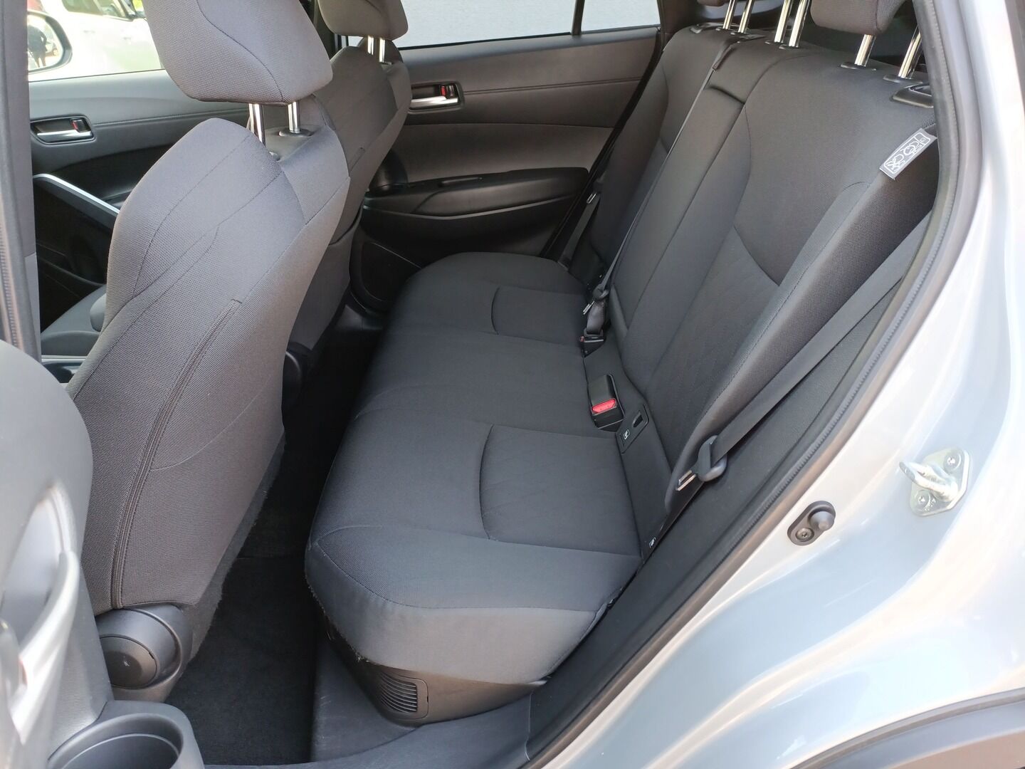 Toyota Corolla Cross - zdjęcie 10