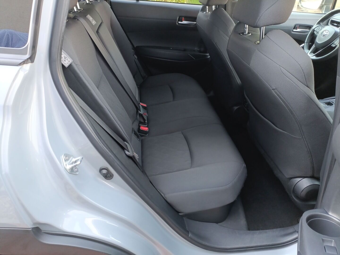 Toyota Corolla Cross - zdjęcie 12