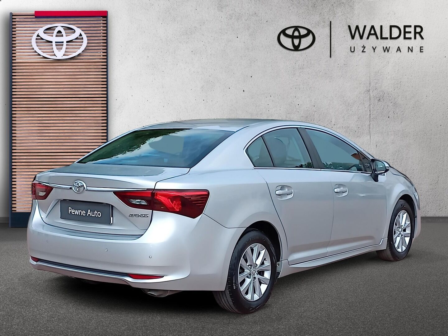 Toyota Avensis - zdjęcie 5