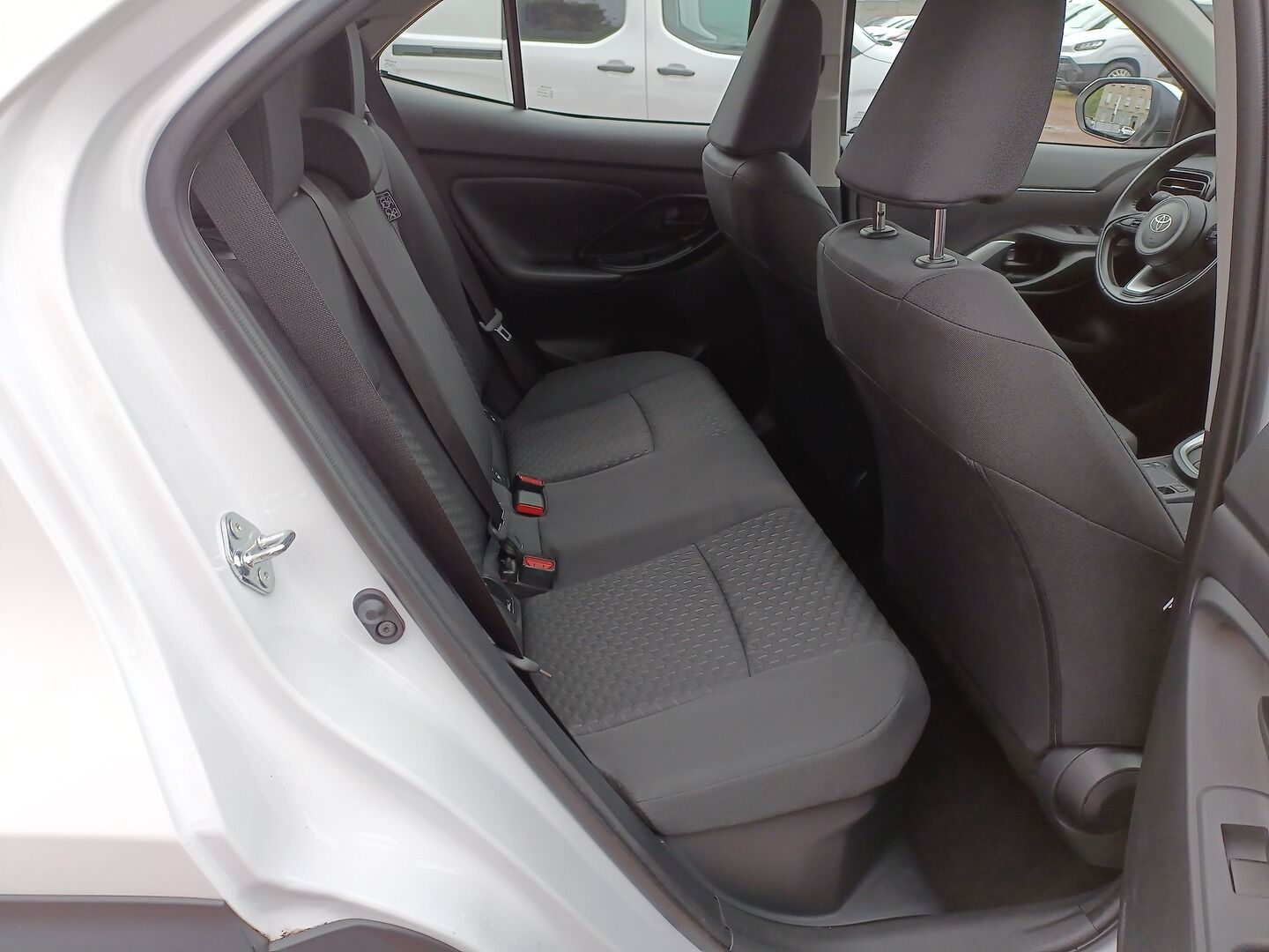 Toyota Yaris Cross - zdjęcie 12