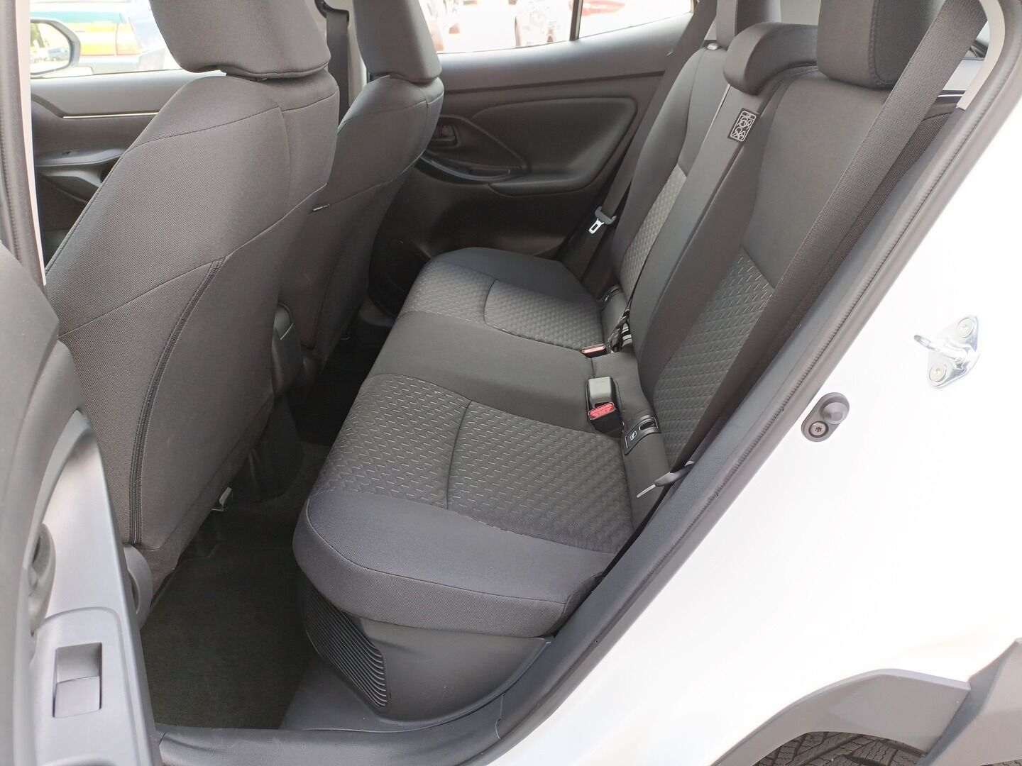 Toyota Yaris Cross - zdjęcie 11