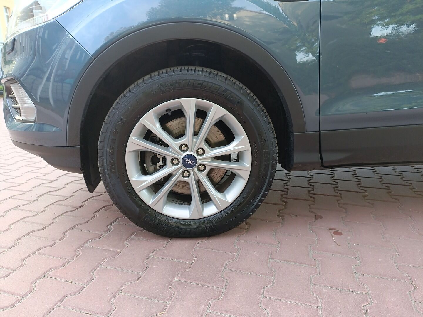 Ford Kuga - zdjęcie 19