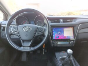 Toyota Avensis - miniatura 10