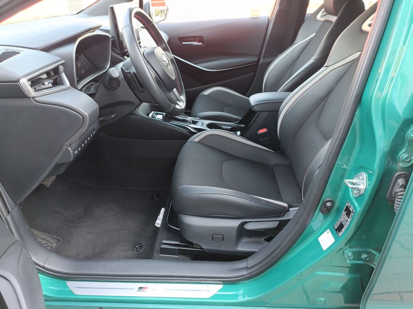 Toyota Corolla - zdjęcie 10