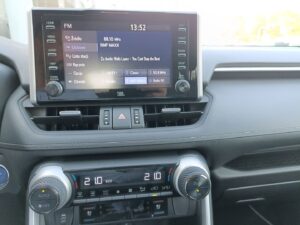 Toyota RAV4 - miniatura 17