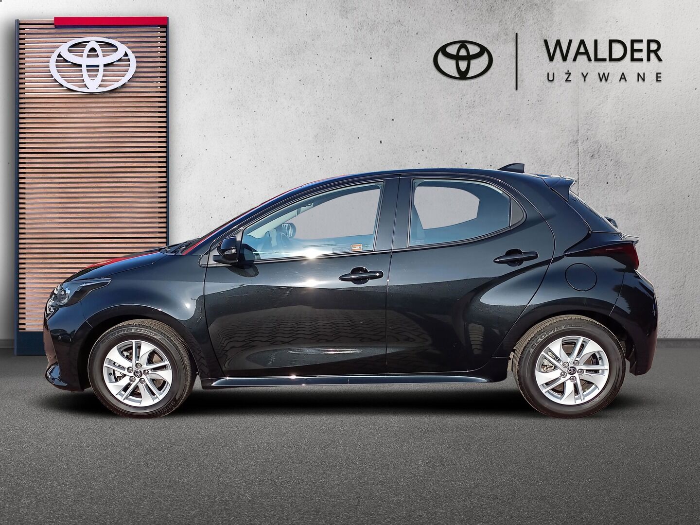 Toyota Yaris - zdjęcie 2
