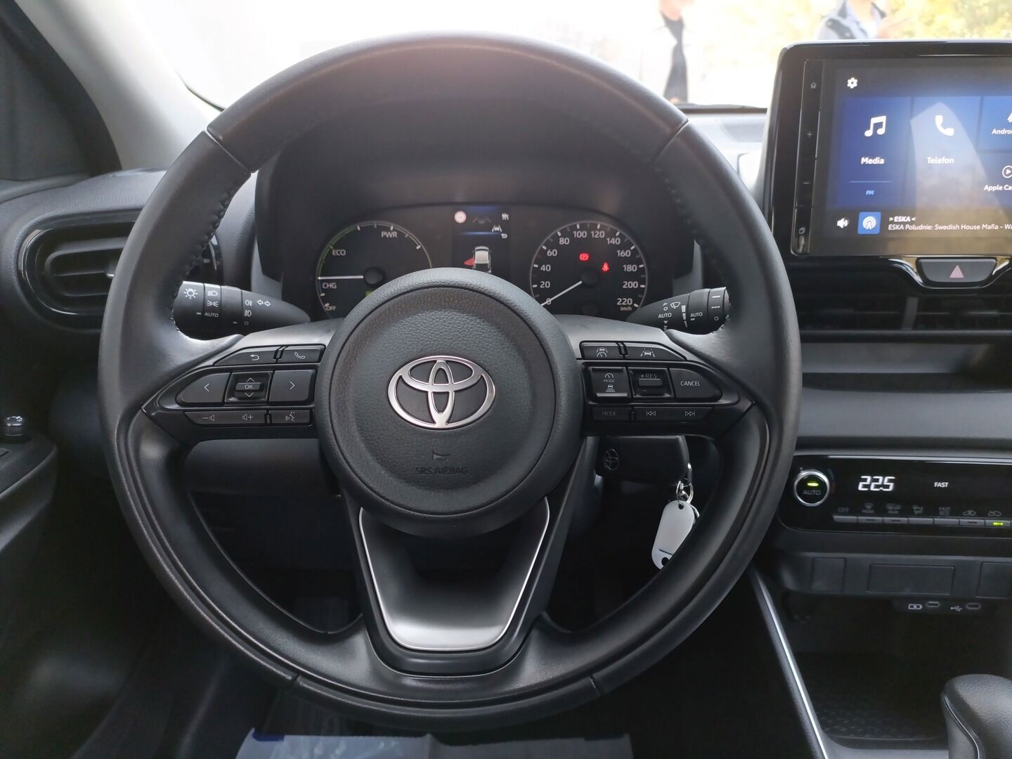 Toyota Yaris - zdjęcie 15