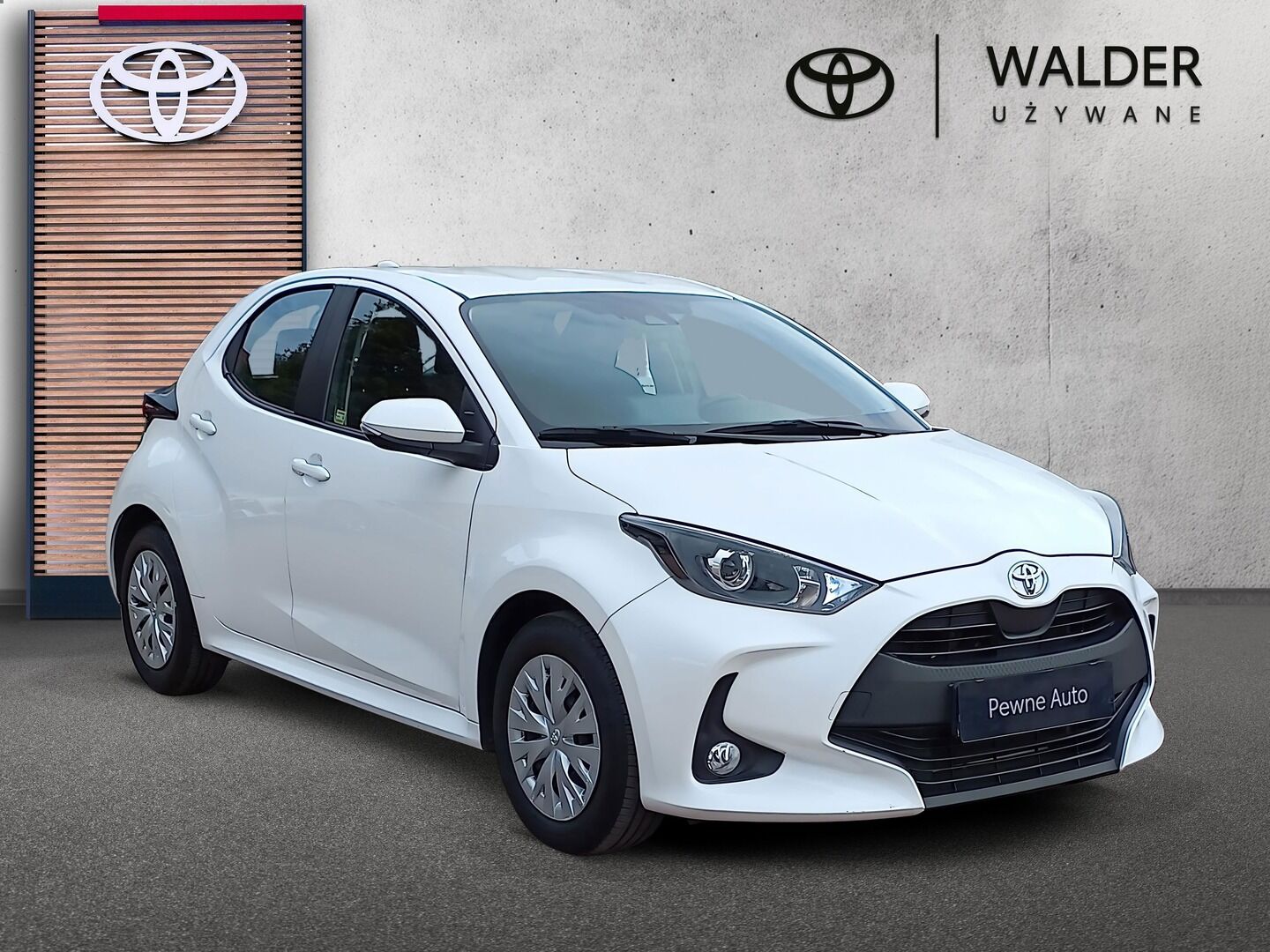 Toyota Yaris - zdjęcie 7