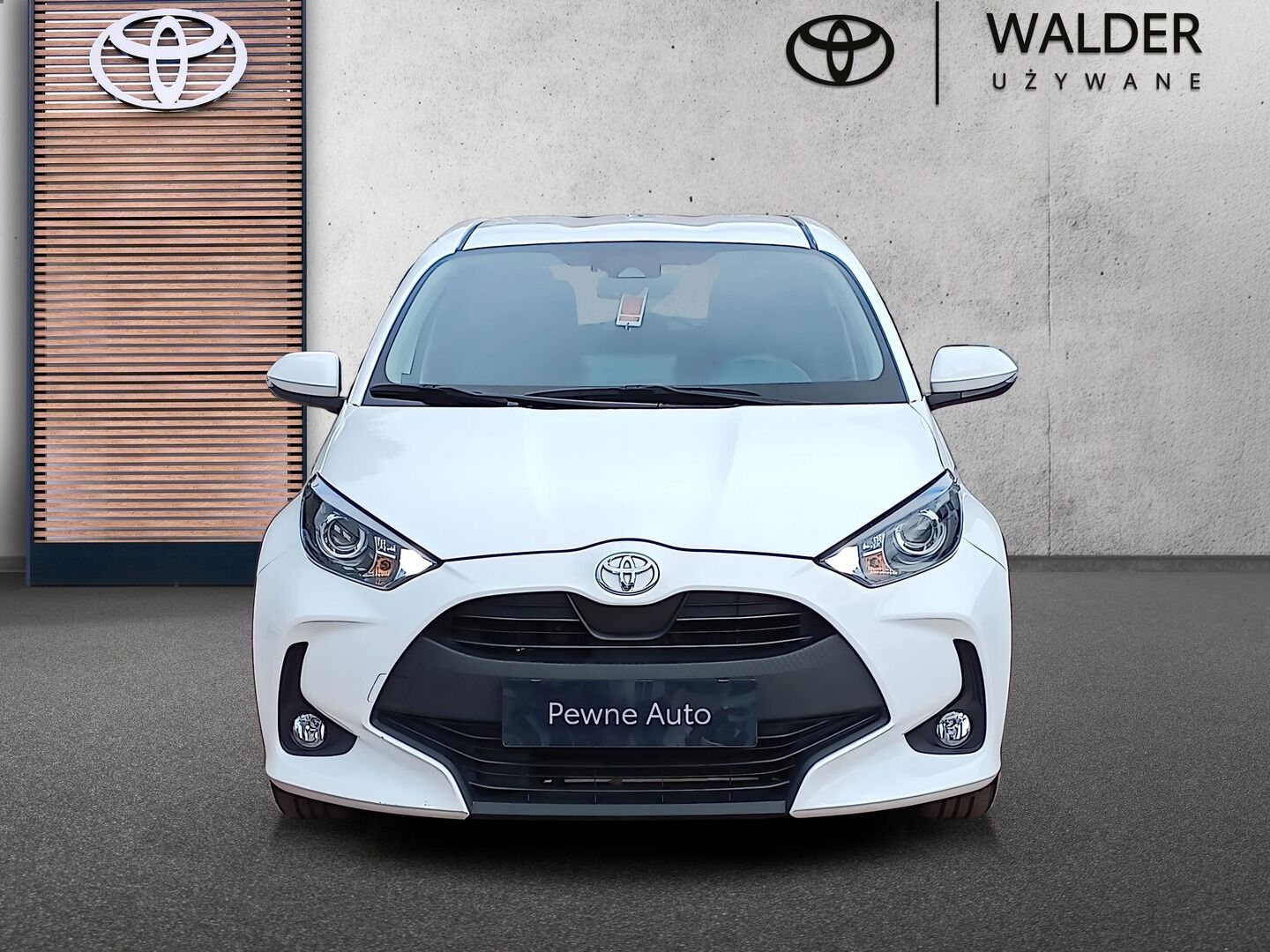 Toyota Yaris - zdjęcie 8